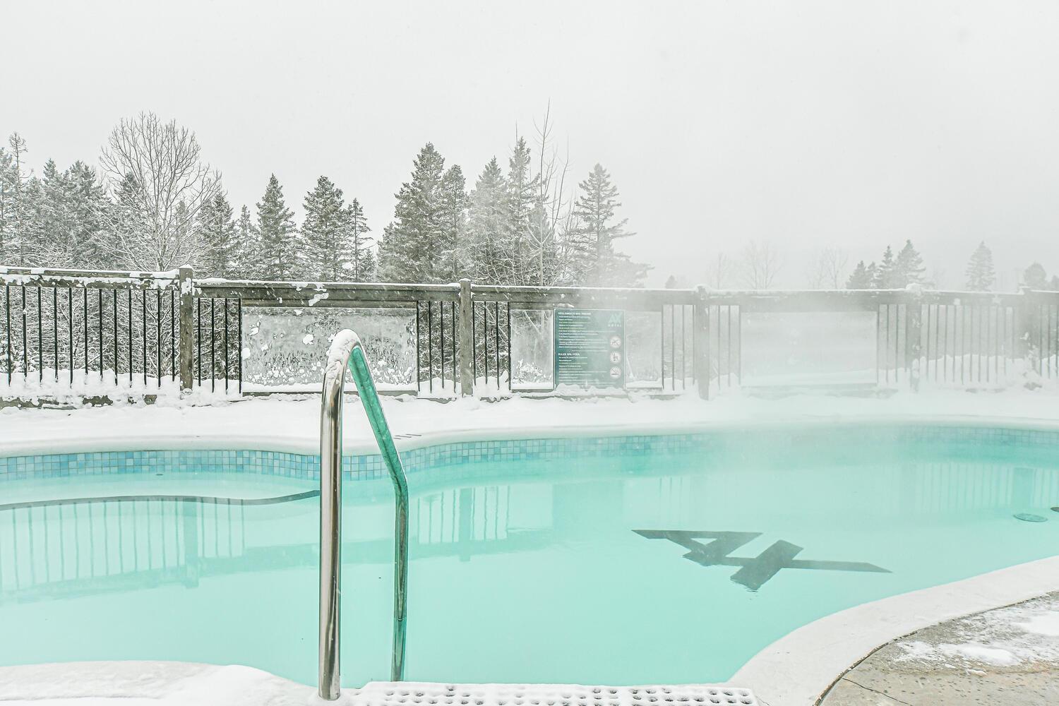Ax Hotel Mont-Tremblant Exteriör bild